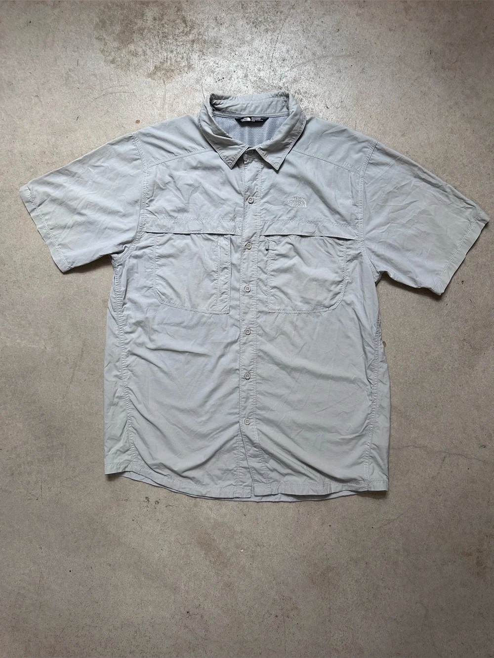 The North Face Mens M Short Sleeve Hiking Fishing Shirt Vented Ripstop Tan UPF